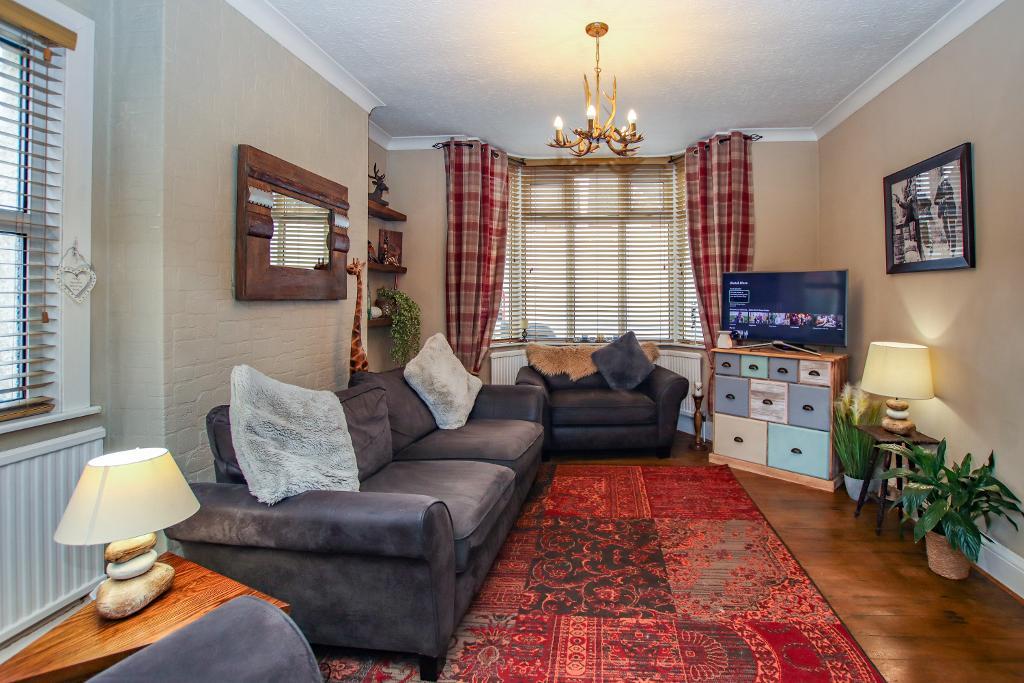 3 Bedroom Detached For Sale in Leicester Road, Shepshed, Leicestershire